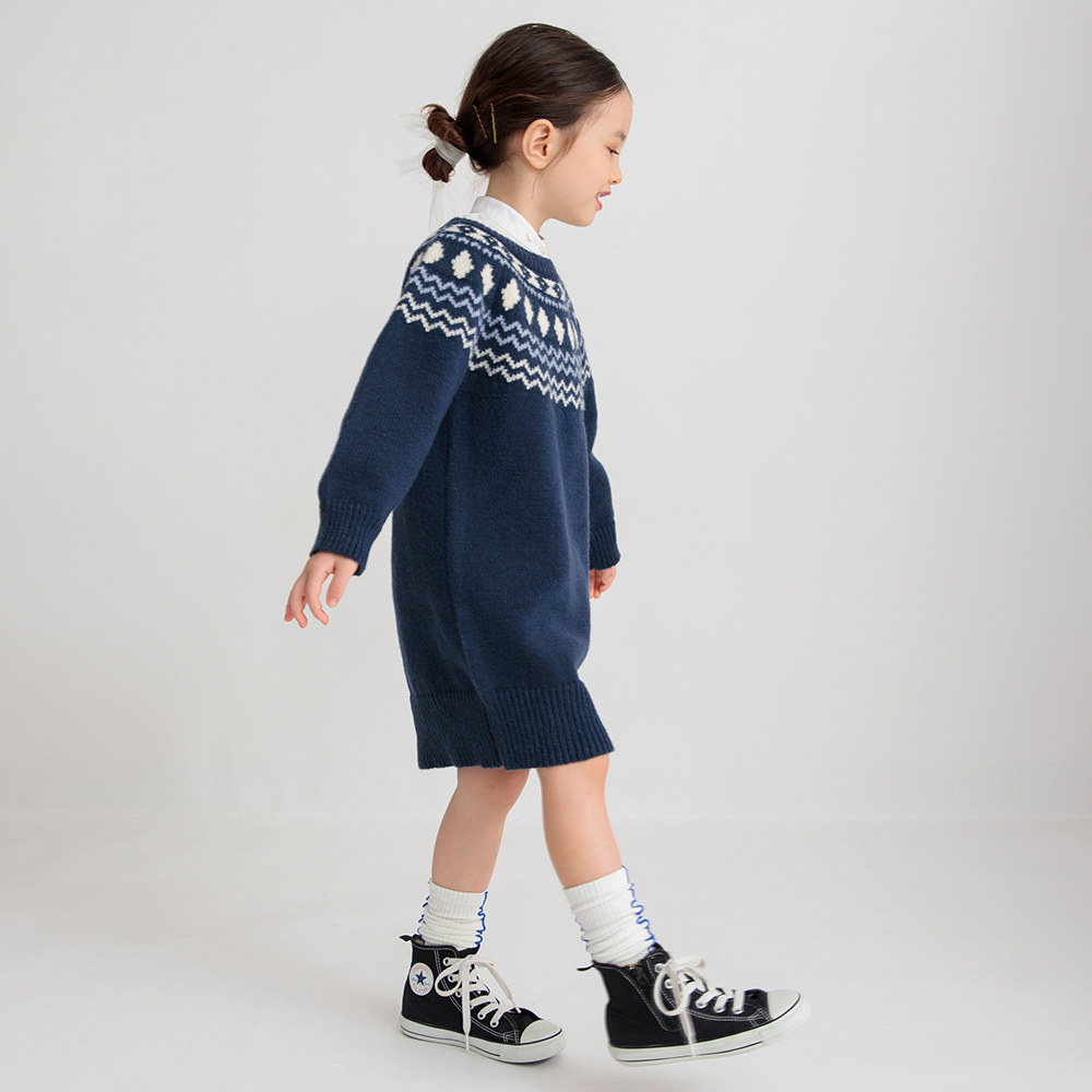 ネイビーブルー