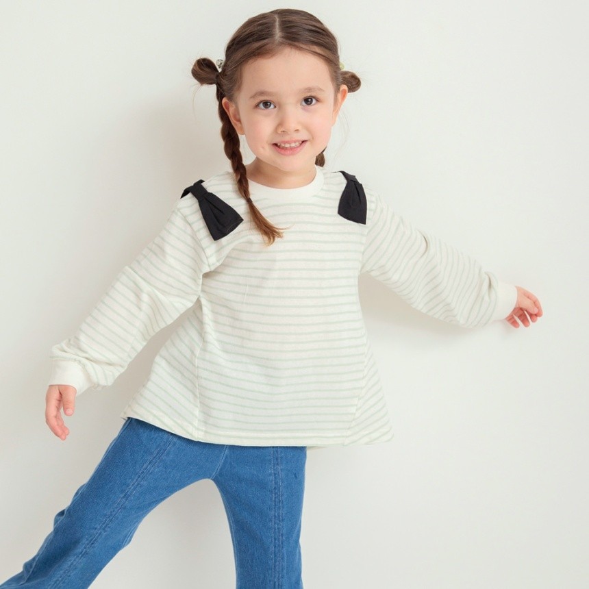 ライトグリーン