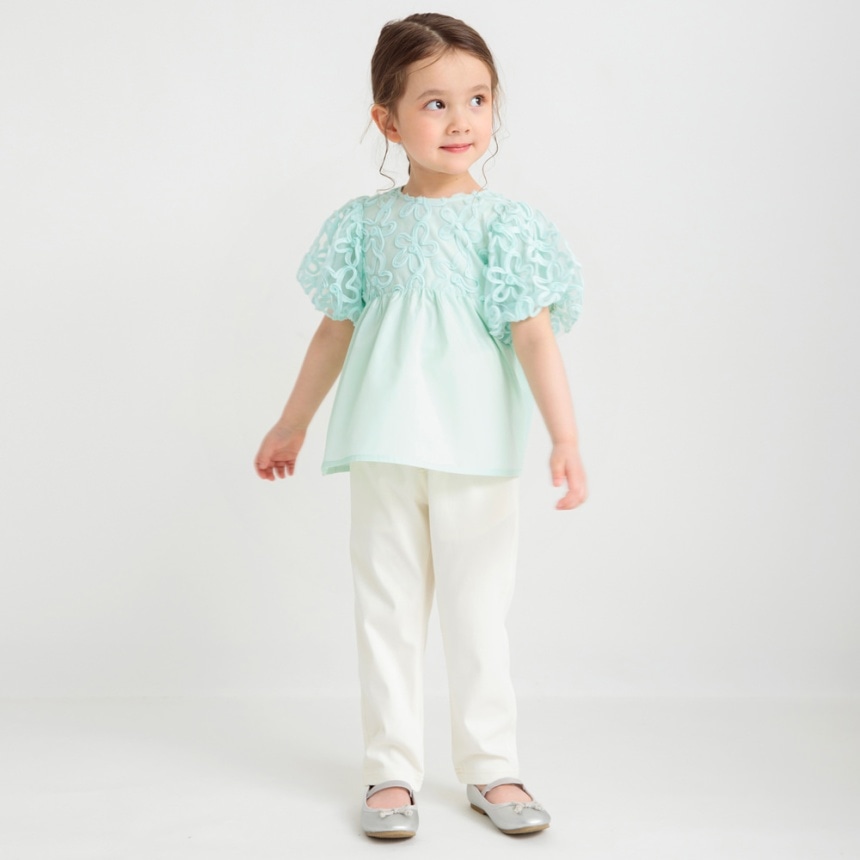 ライトグリーン