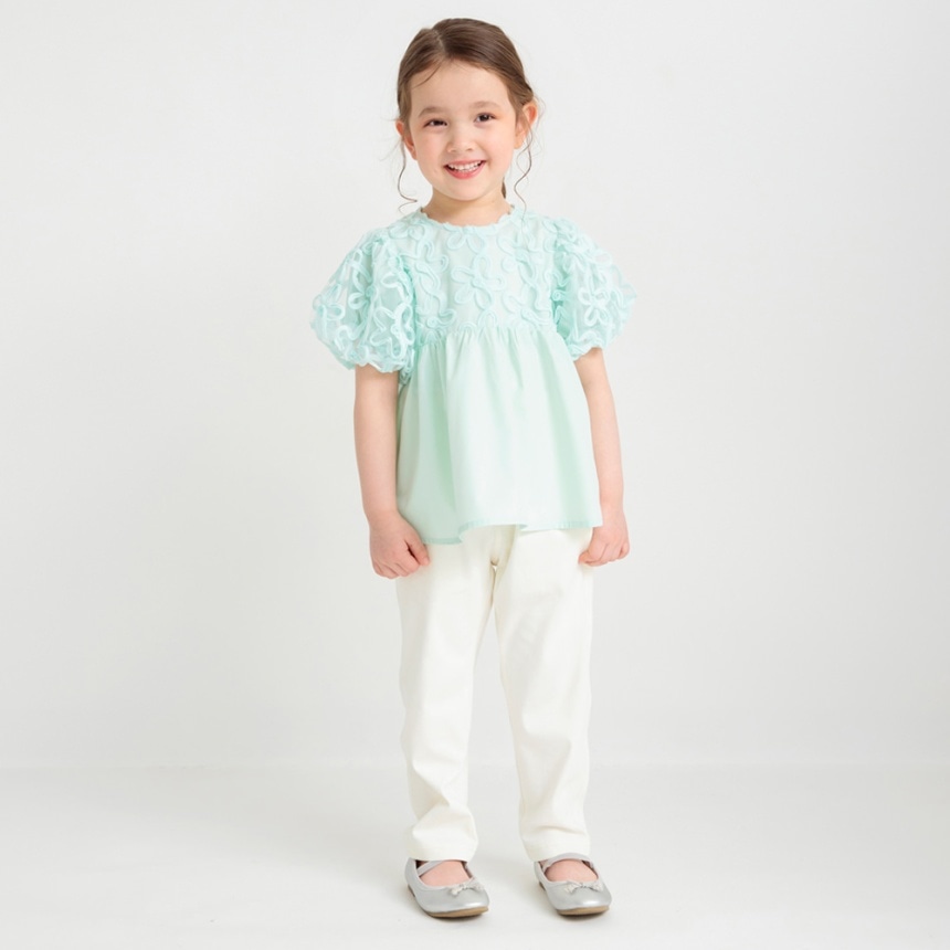 ライトグリーン