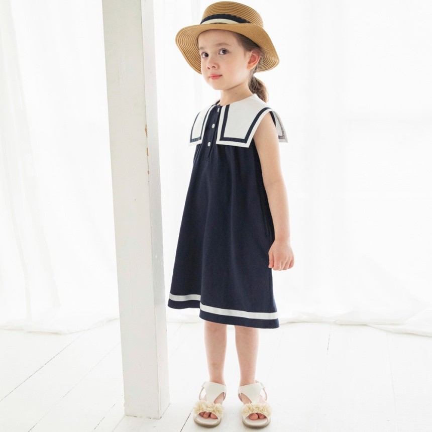 ネイビーブルー