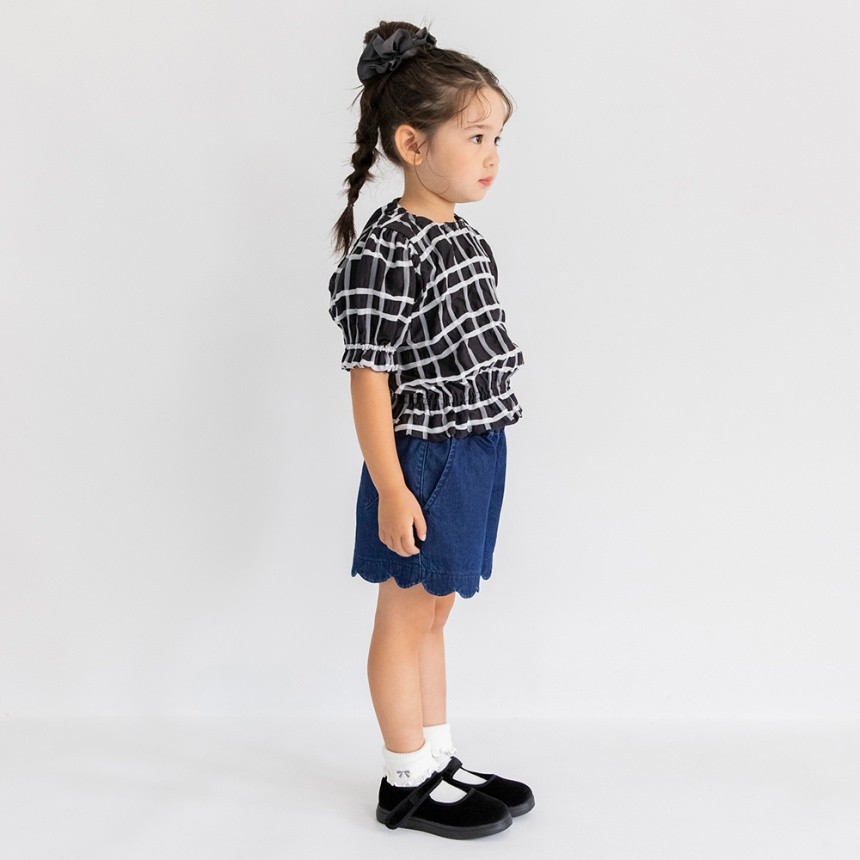 ネイビーブルー