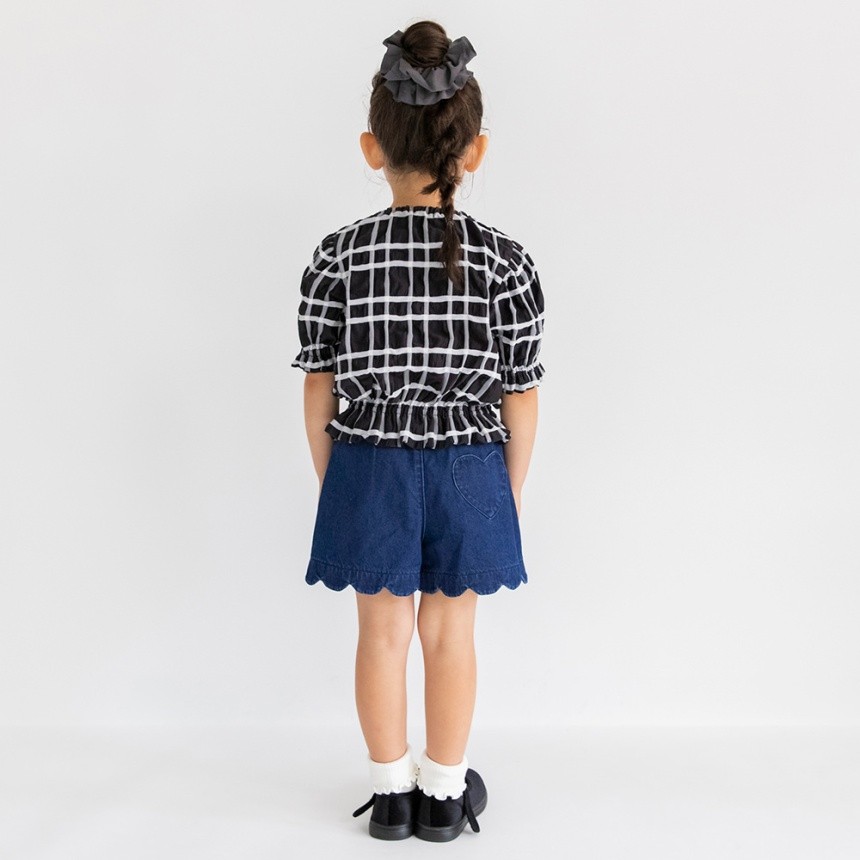 ネイビーブルー