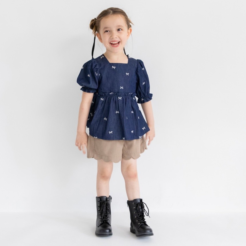 ネイビーブルー