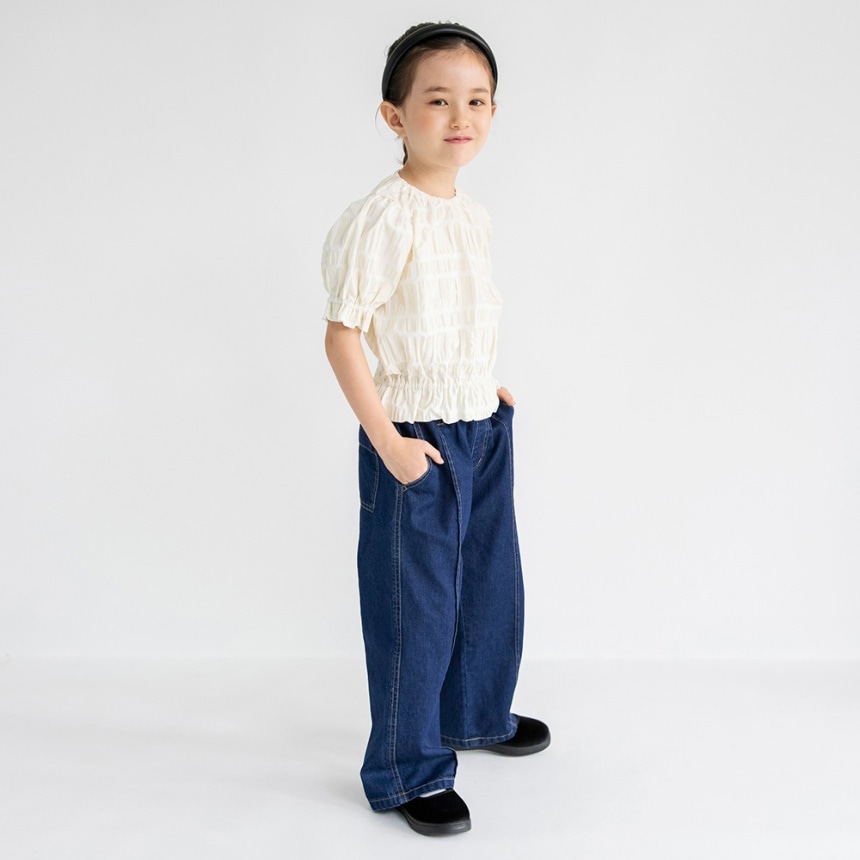 ネイビーブルー