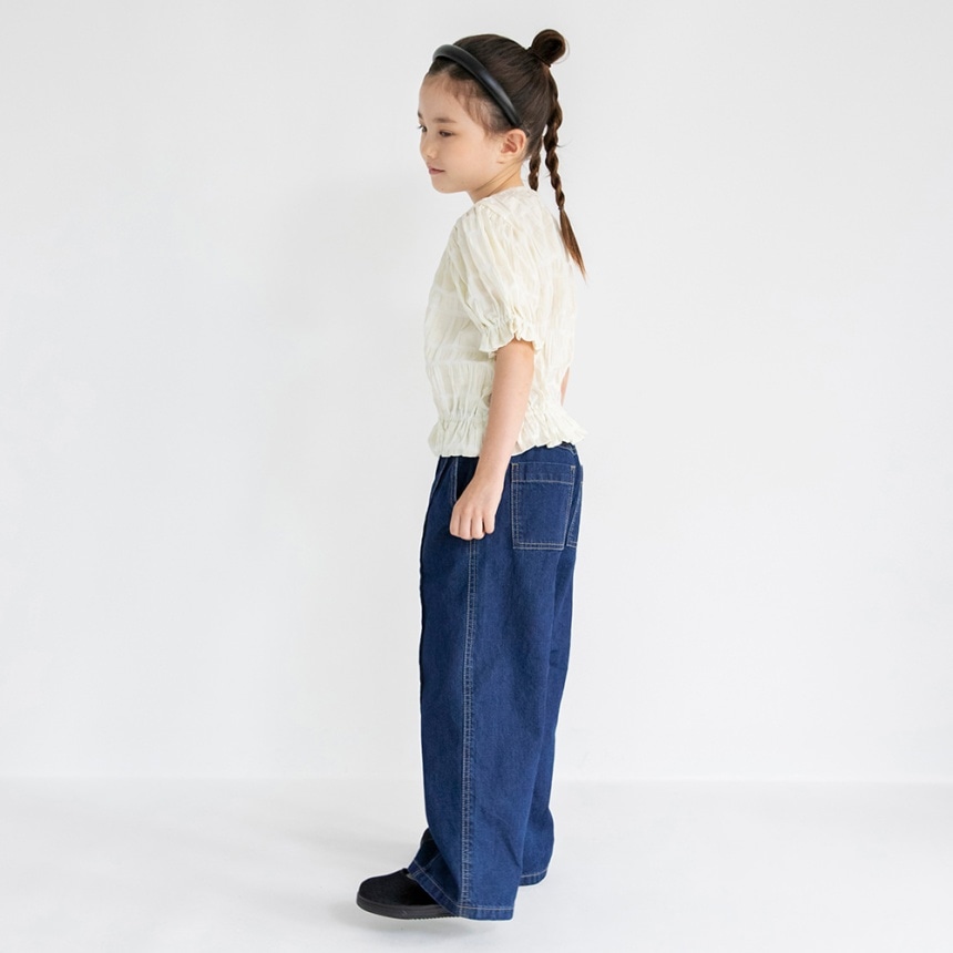 ネイビーブルー