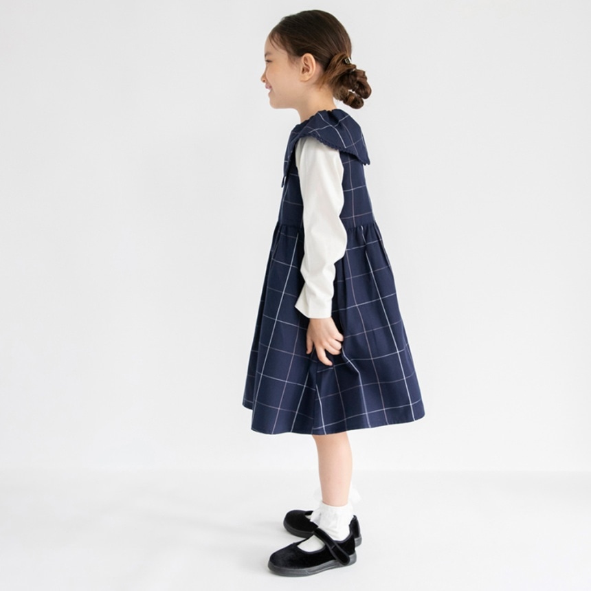 ネイビーブルー