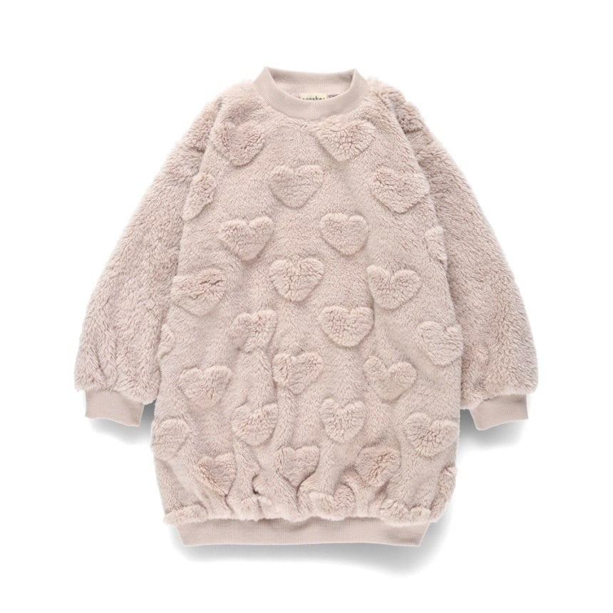 ピンクベージュ