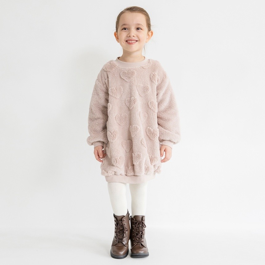 ピンクベージュ