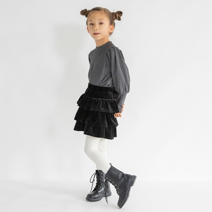 チャコールグレー