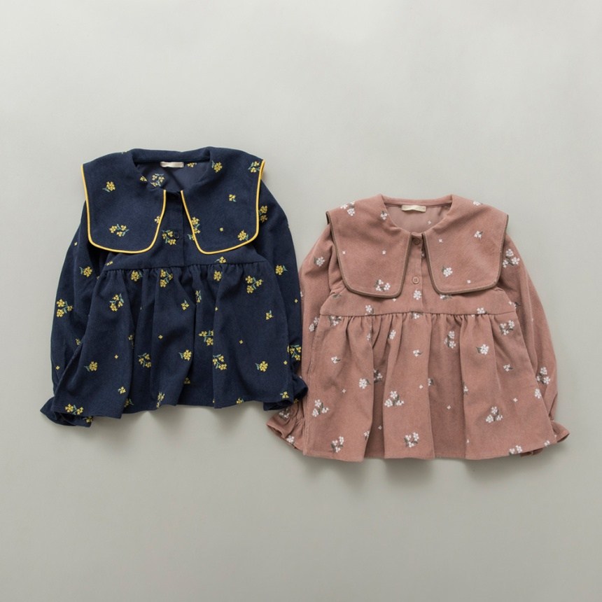 ネイビーブルー