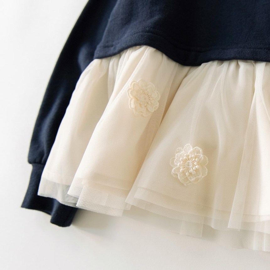 ネイビーブルー