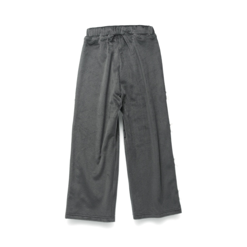 チャコールグレー