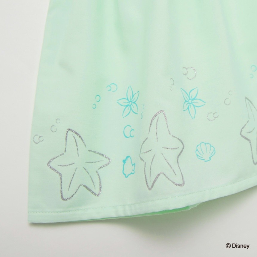 ライトグリーン