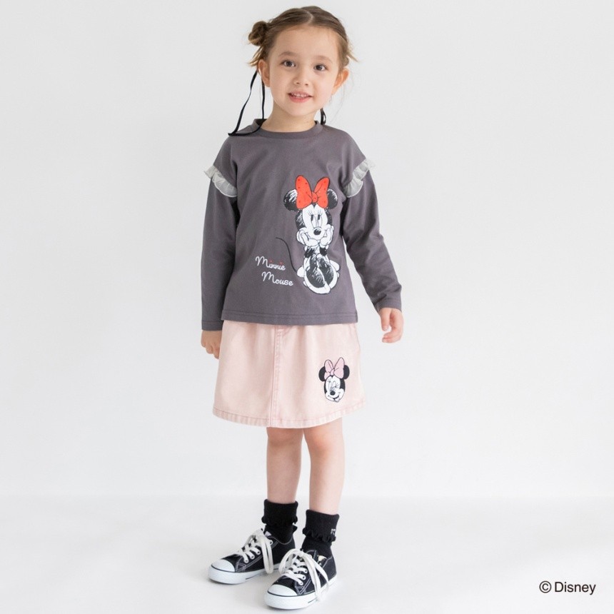 チャコールグレー