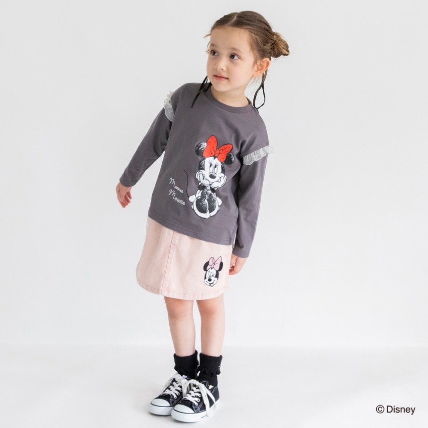 チャコールグレー