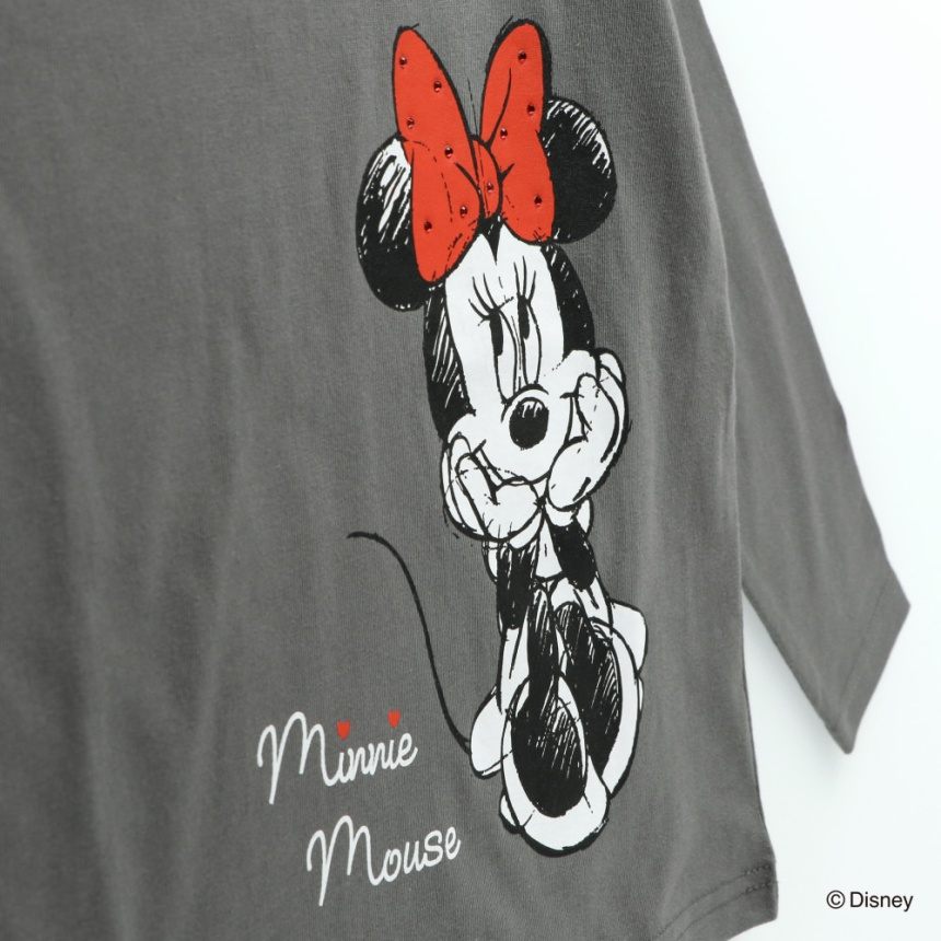 チャコールグレー