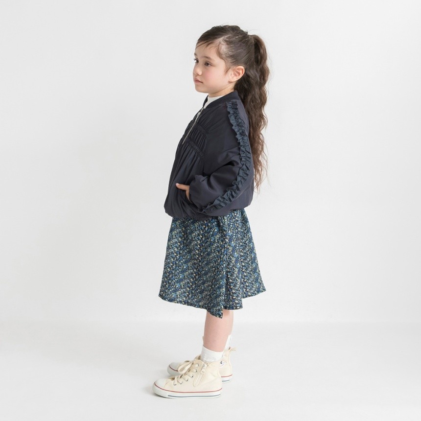 ネイビーブルー