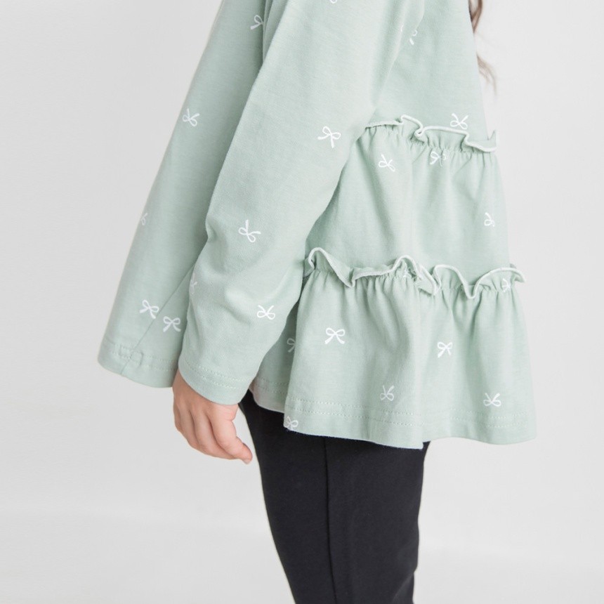 ライトグリーン