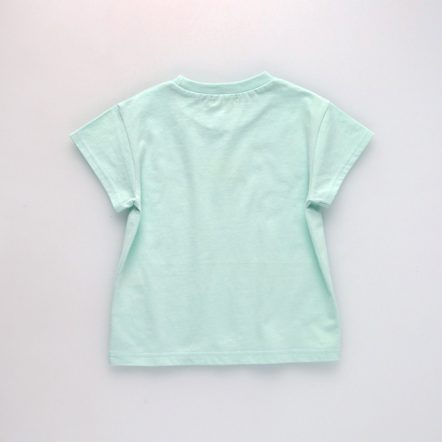 ライトグリーン