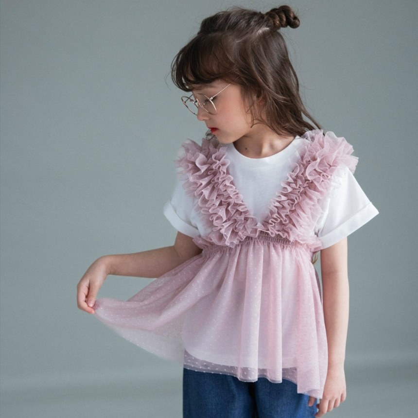 ピンクベージュ