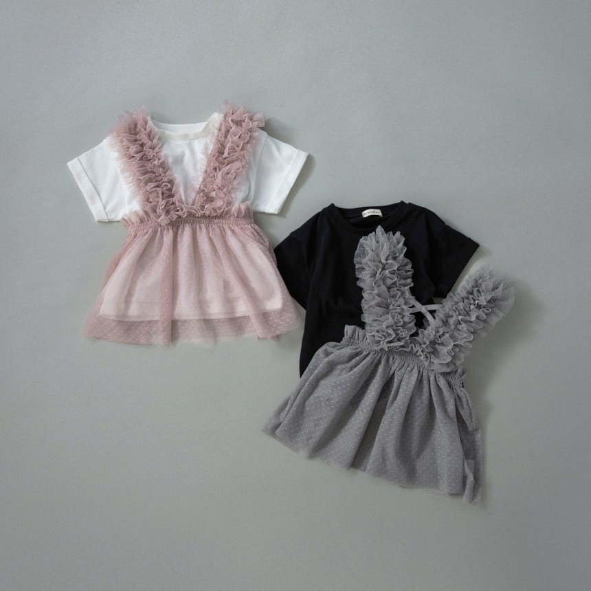 ピンクベージュ