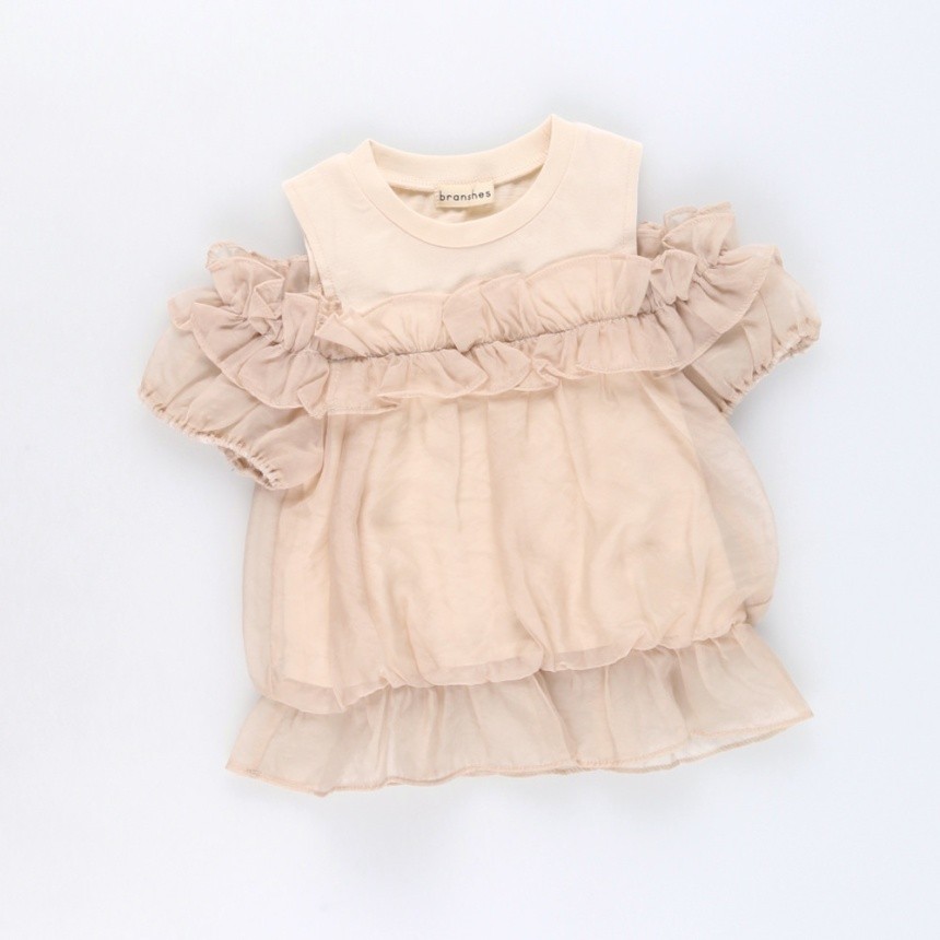 ピンクベージュ