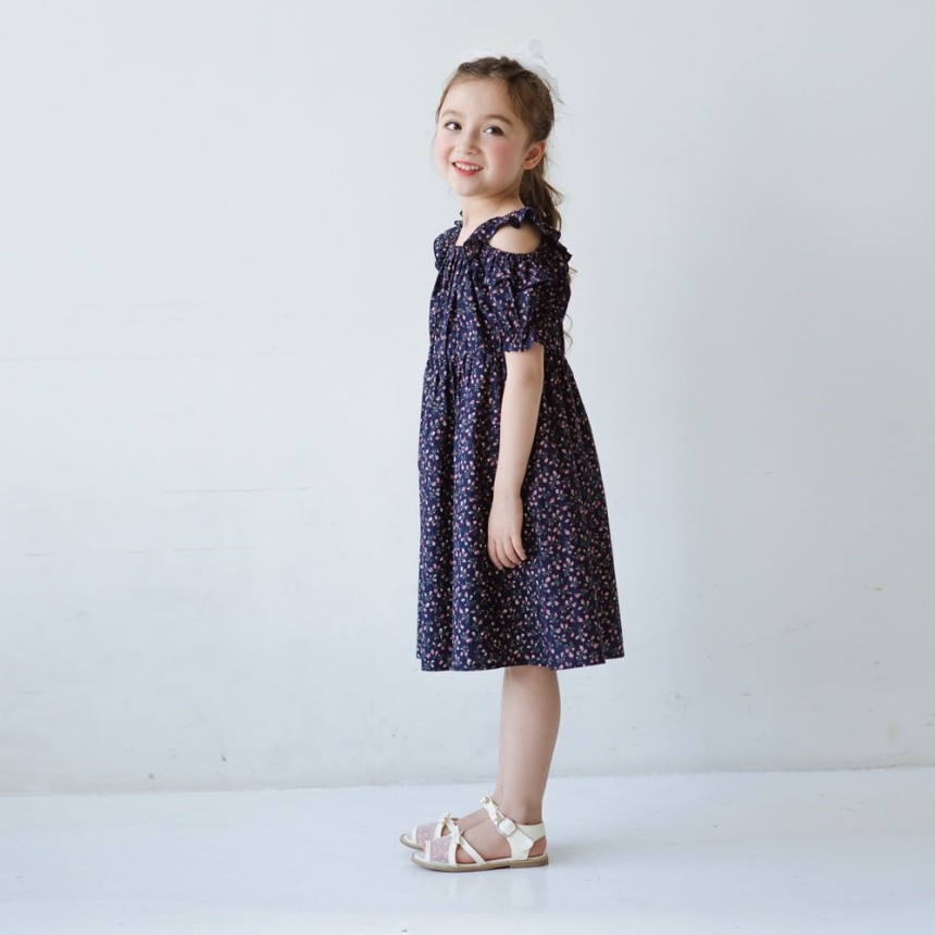 ネイビーブルー