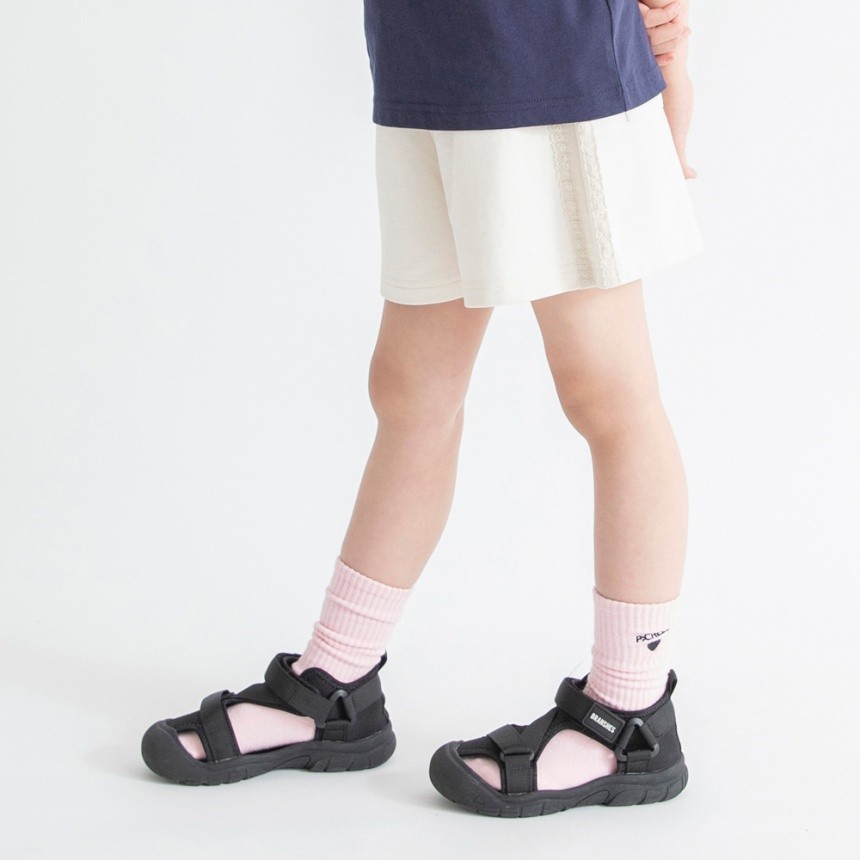 アイボリー