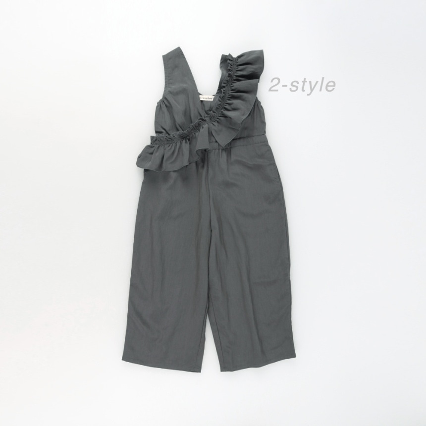 チャコールグレー