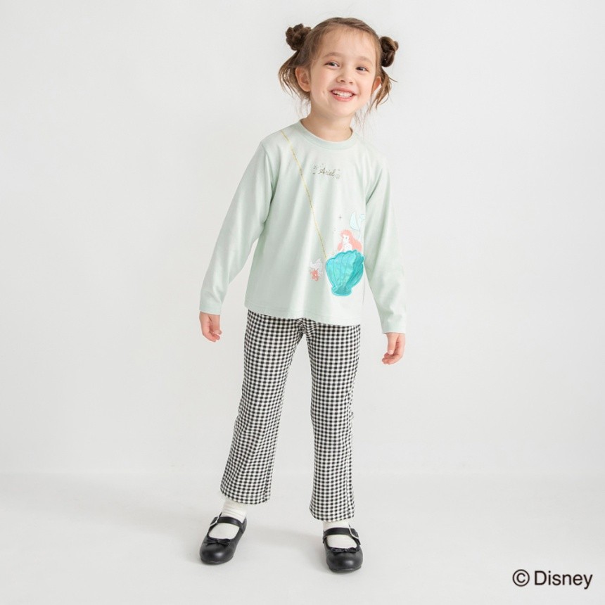 ライトグリーン