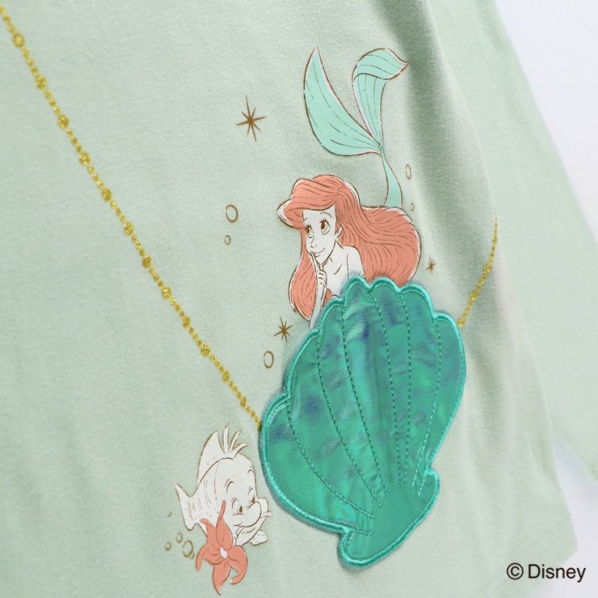 ライトグリーン