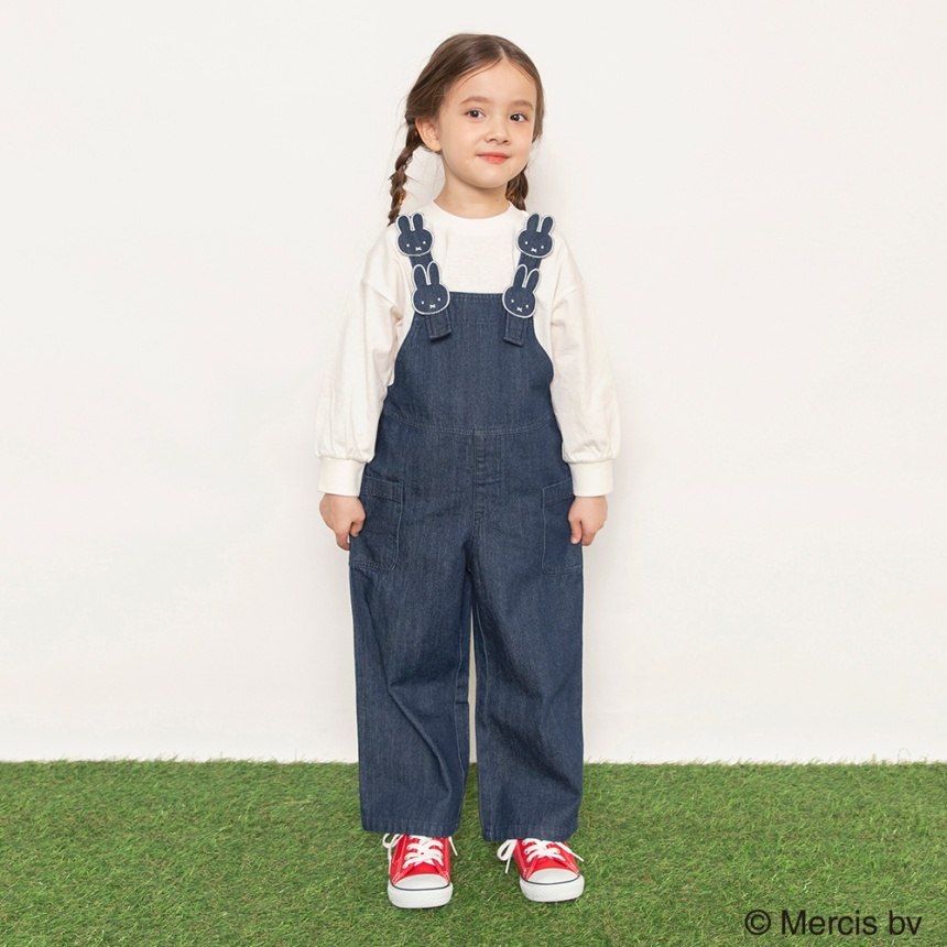 ネイビーブルー