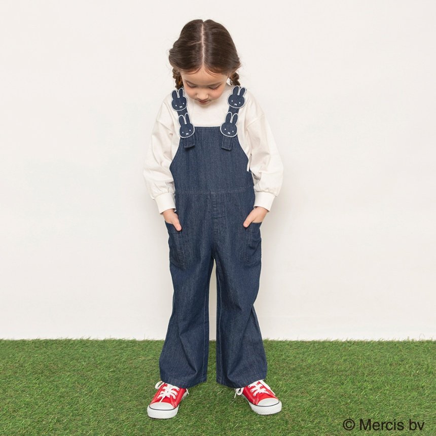 ネイビーブルー