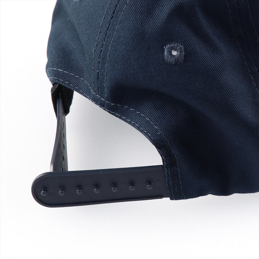 ネイビーブルー