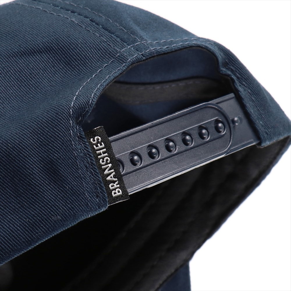 ネイビーブルー