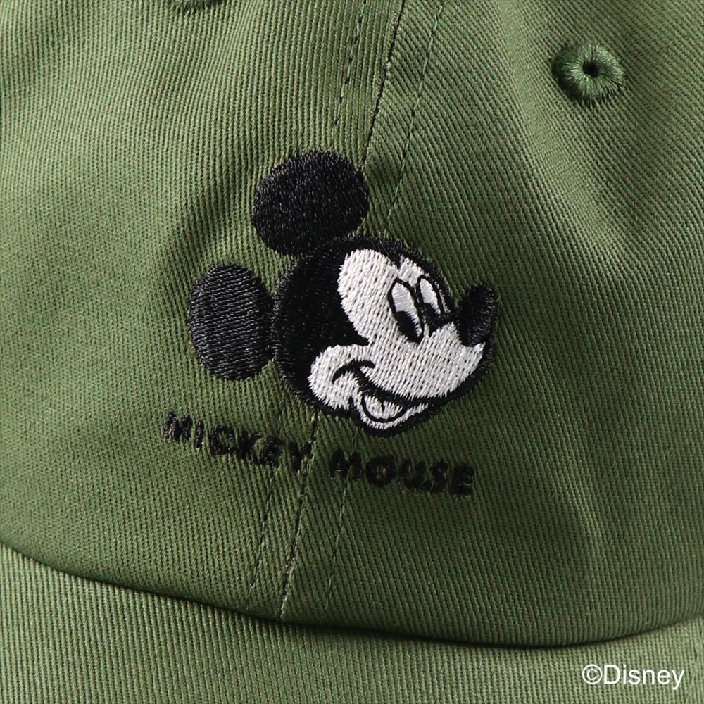 カーキグリーン