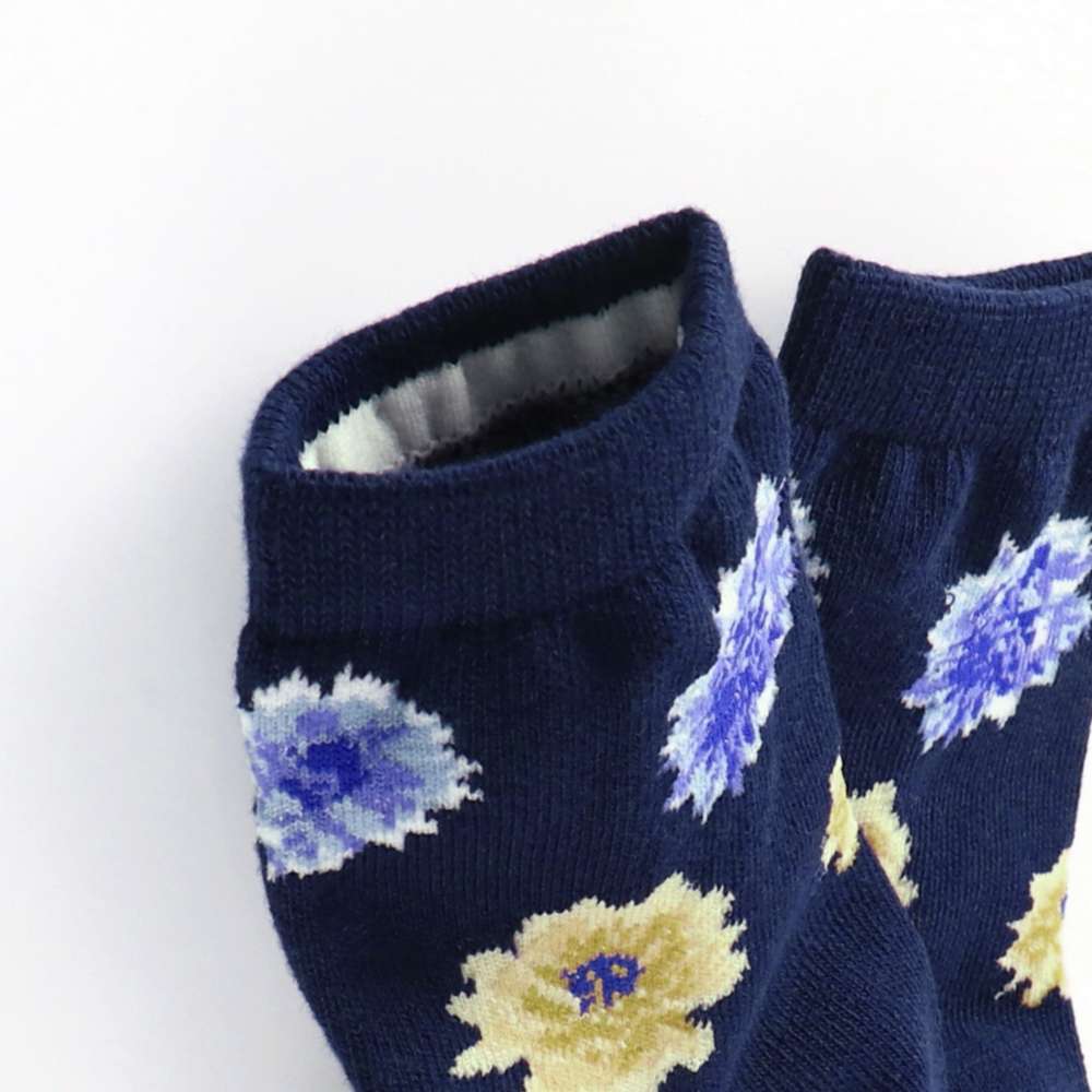 ネイビーブルー