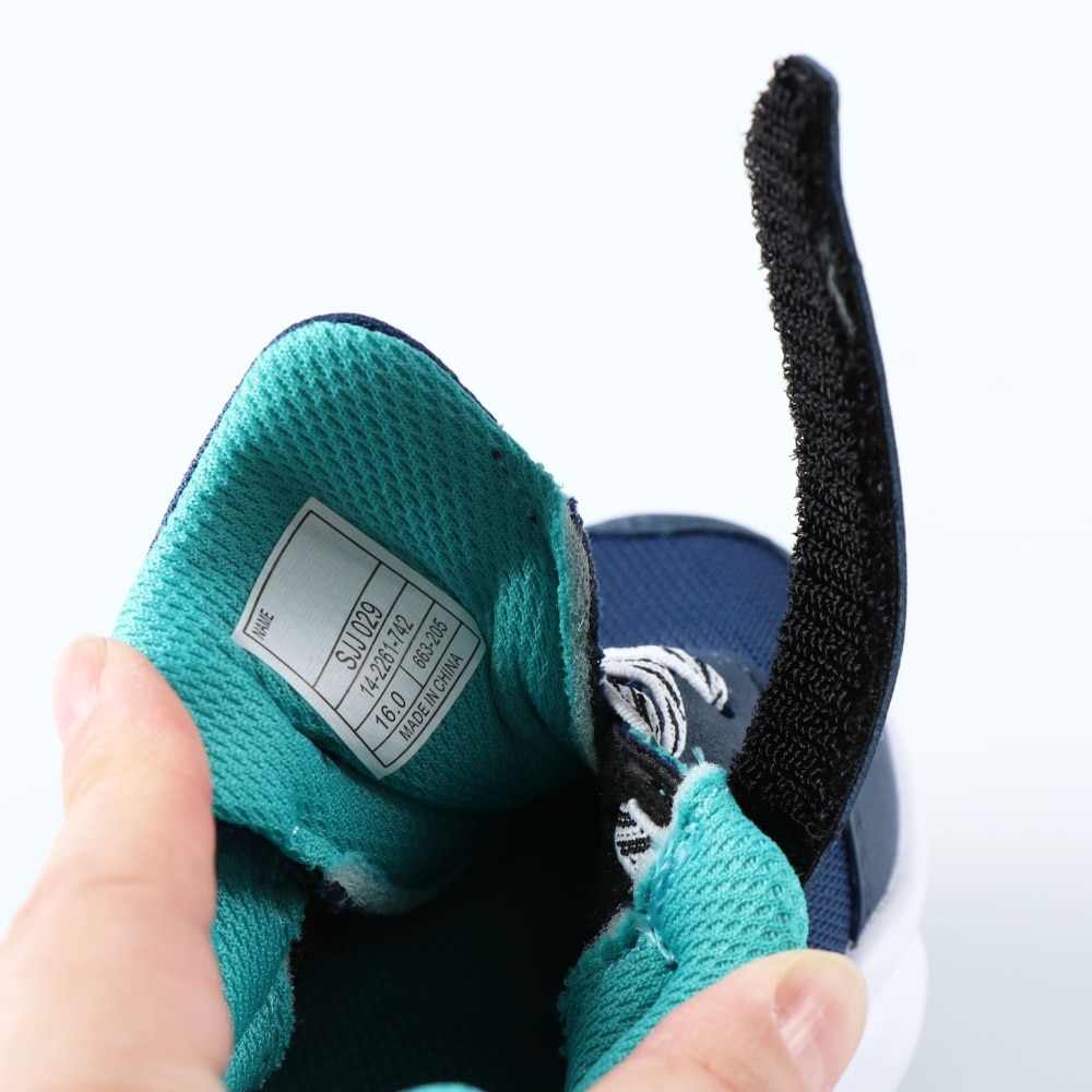 ネイビーブルー