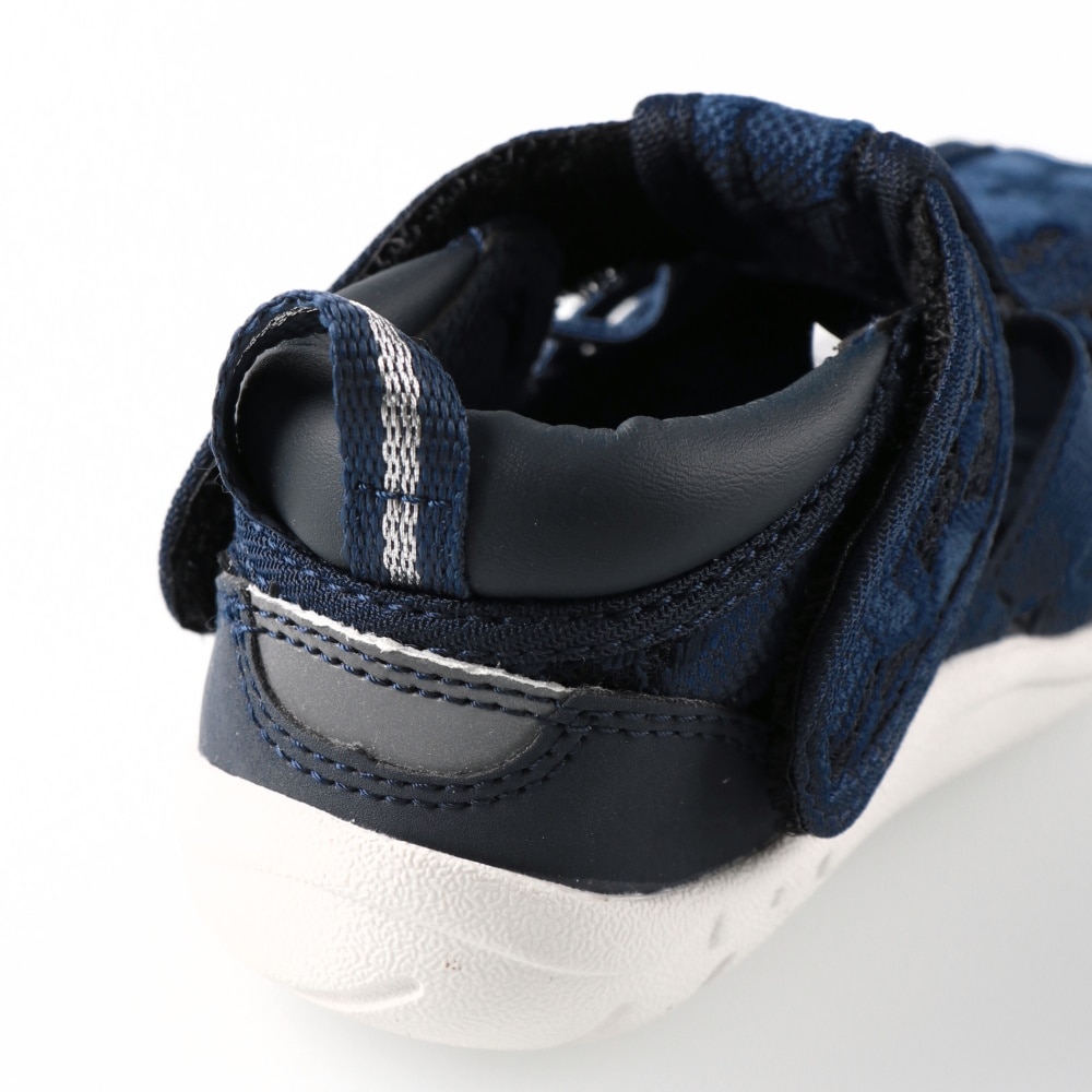 ネイビーブルー