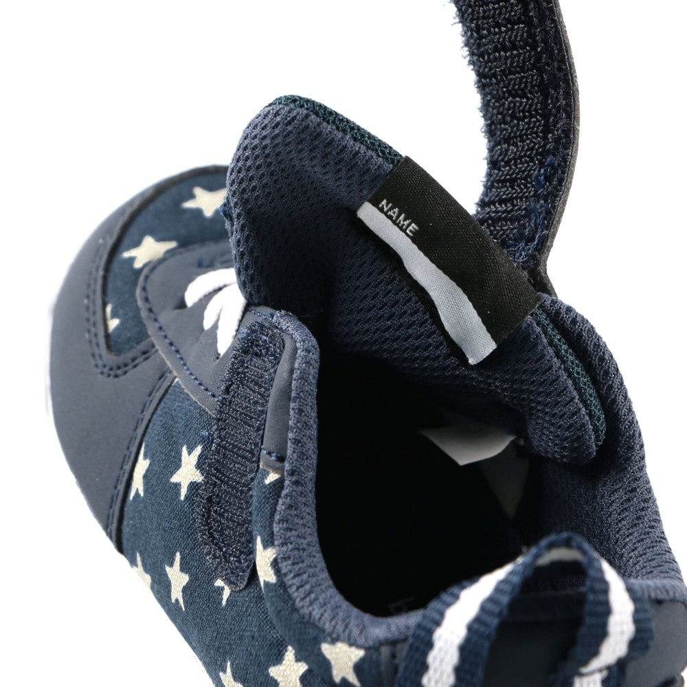 ネイビーブルー