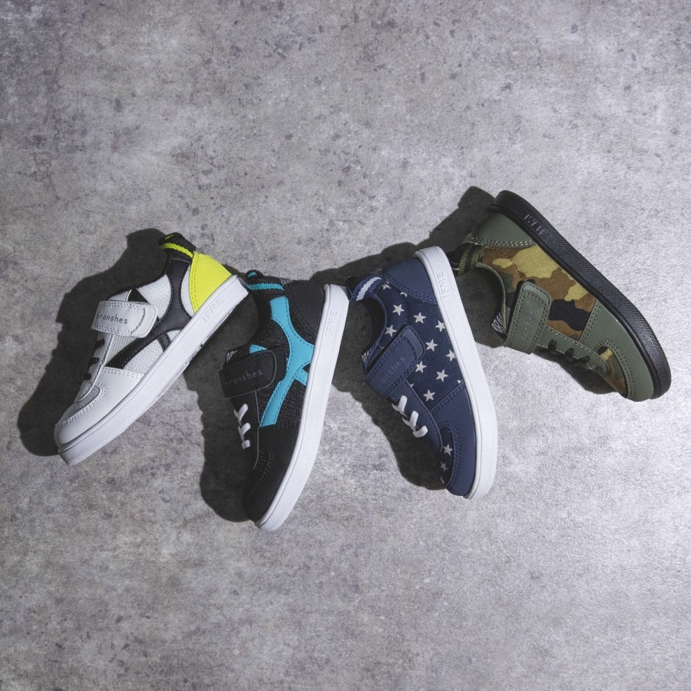 ネイビーブルー