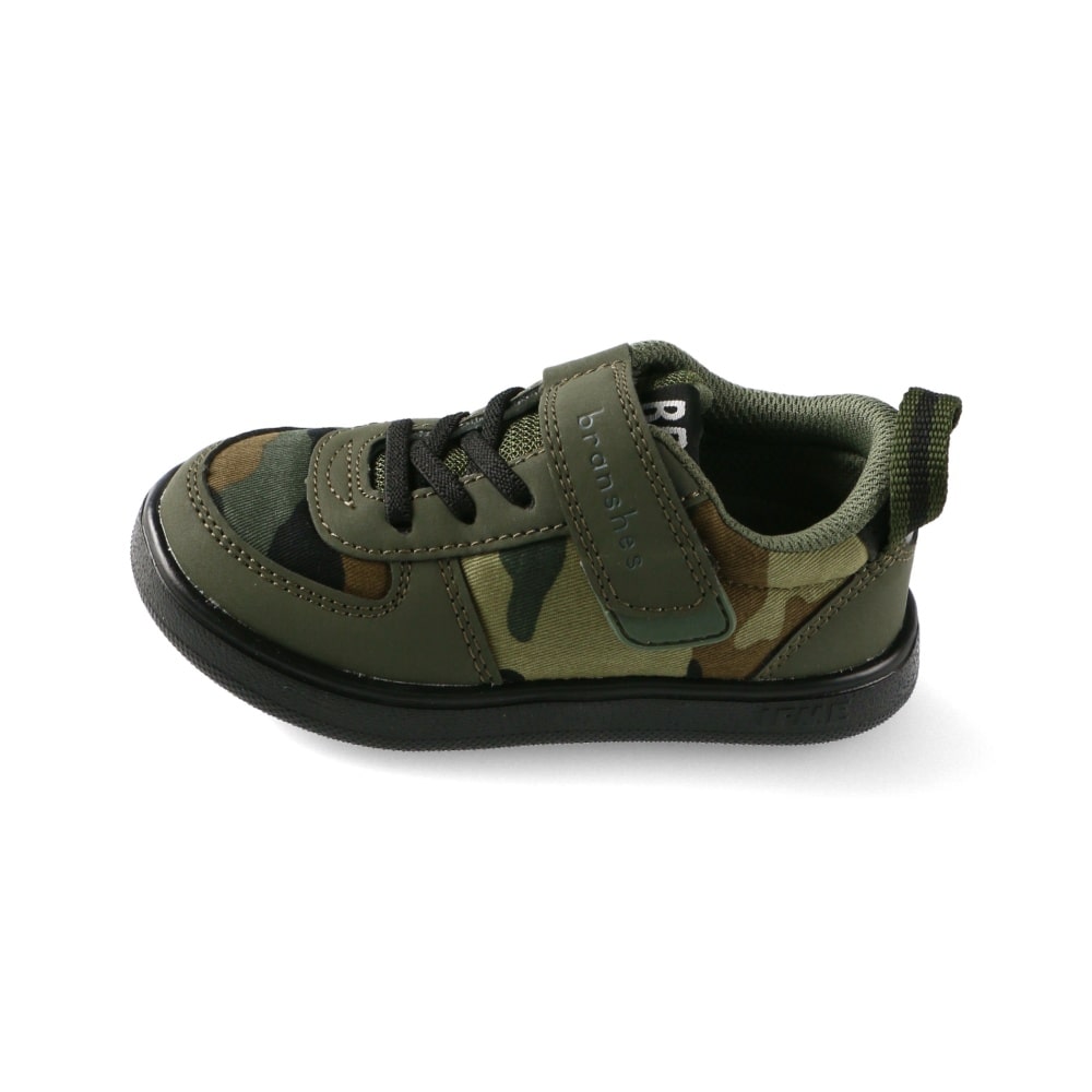 カーキグリーン