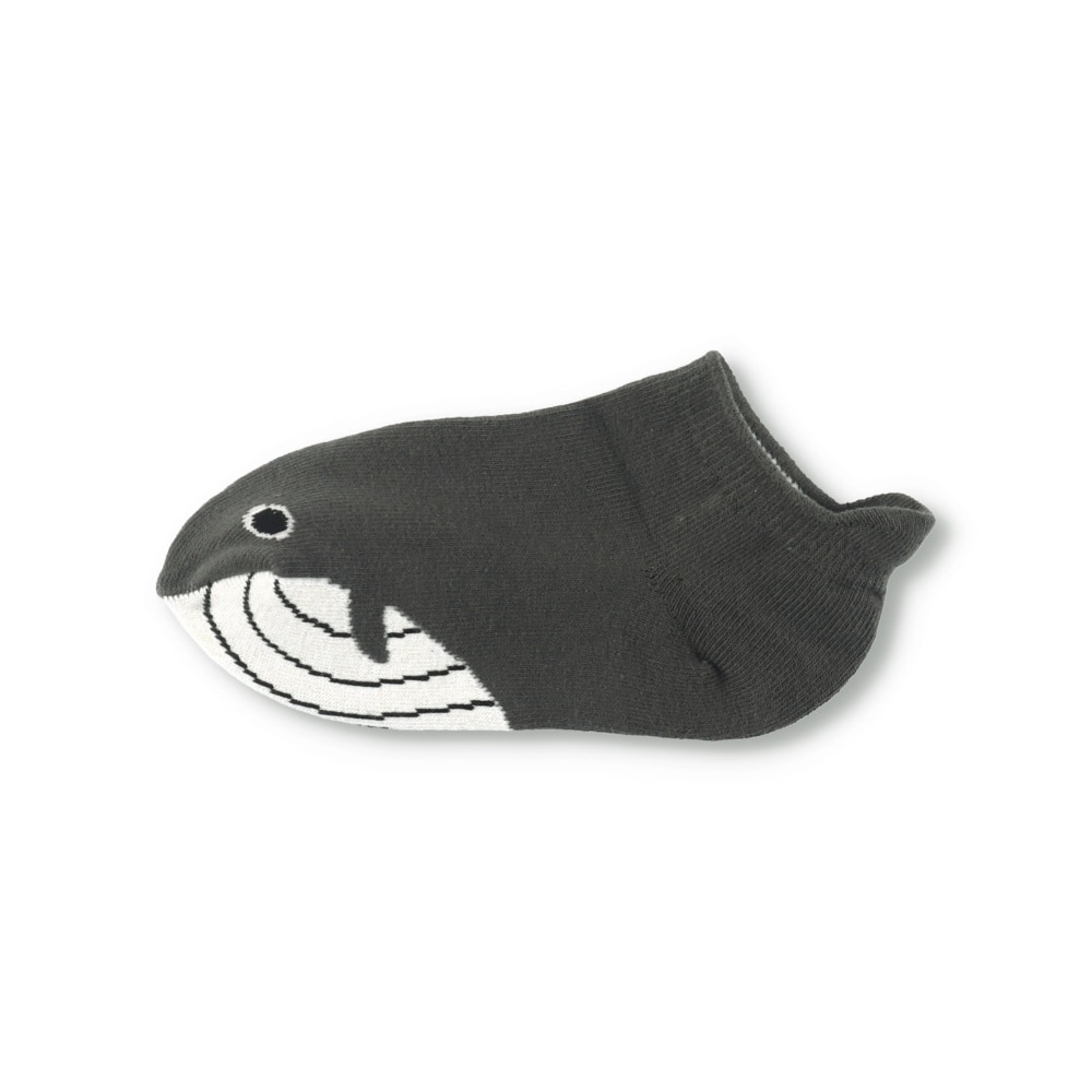 チャコールグレー