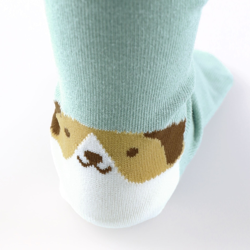 ライトグリーン