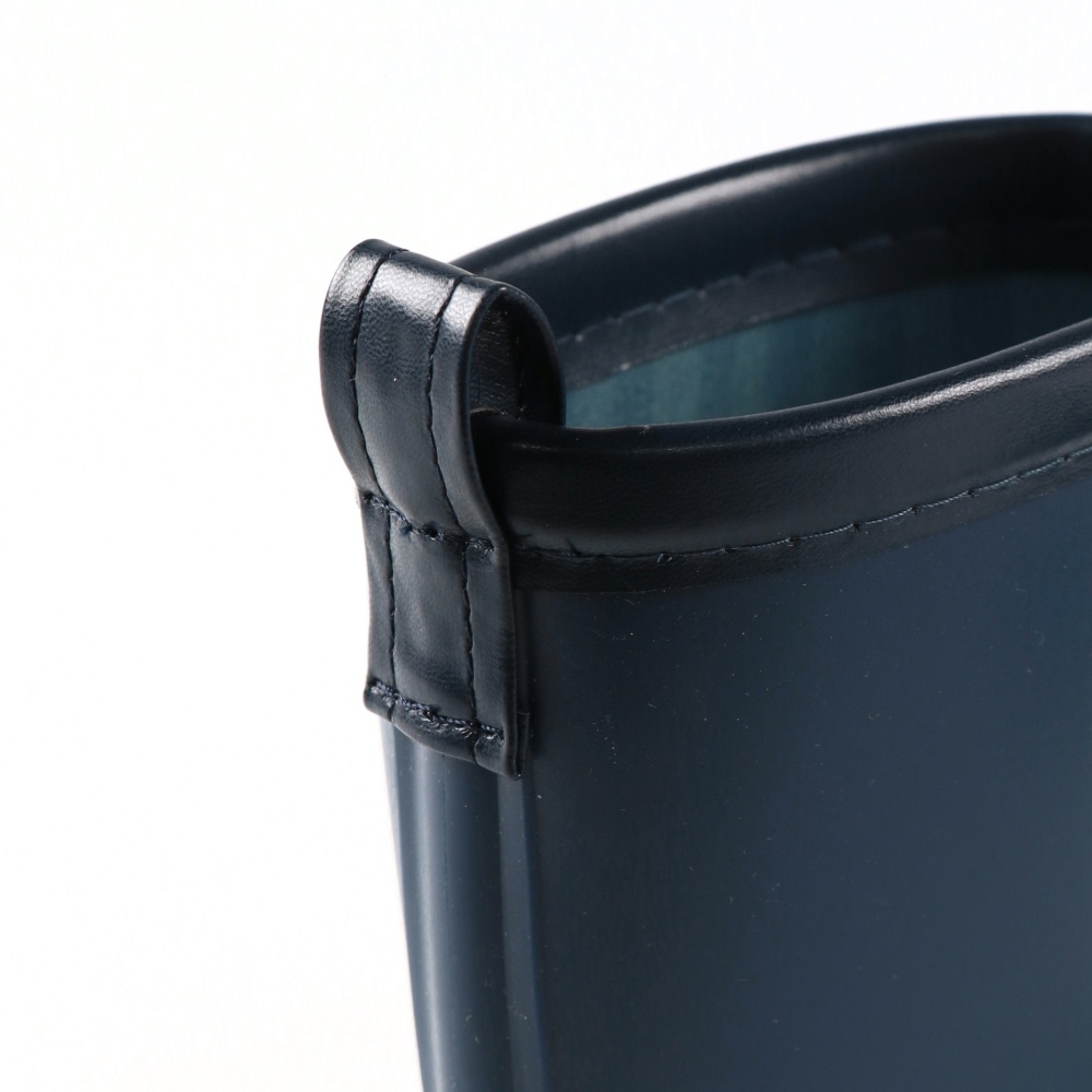 ネイビーブルー