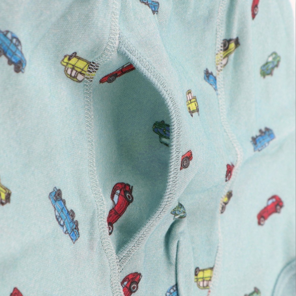 ライトグリーン