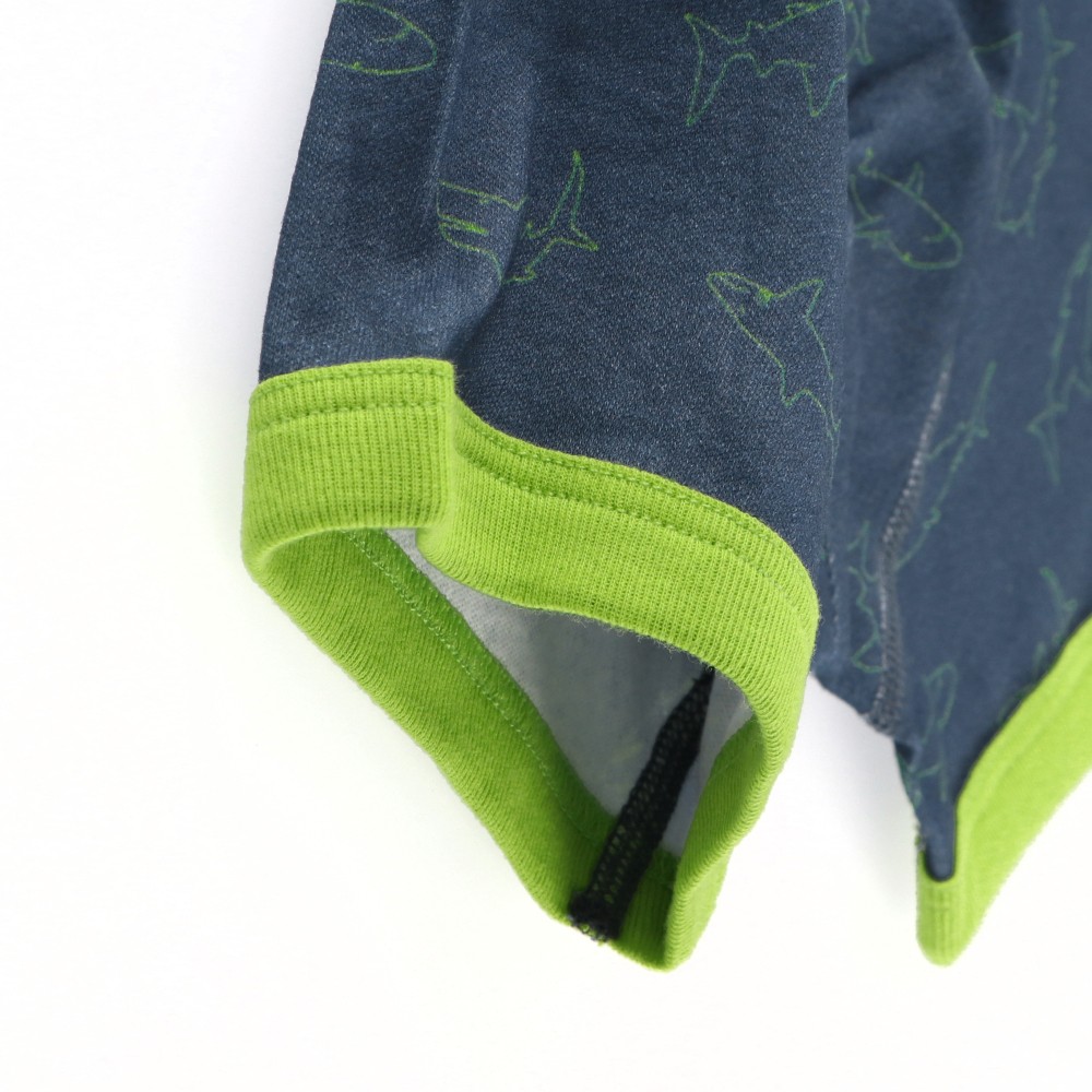 ネイビーブルー