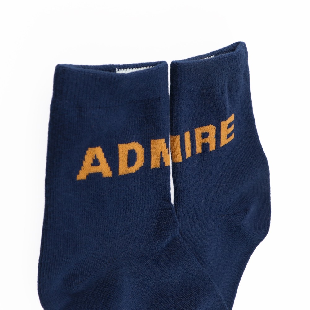 ネイビーブルー