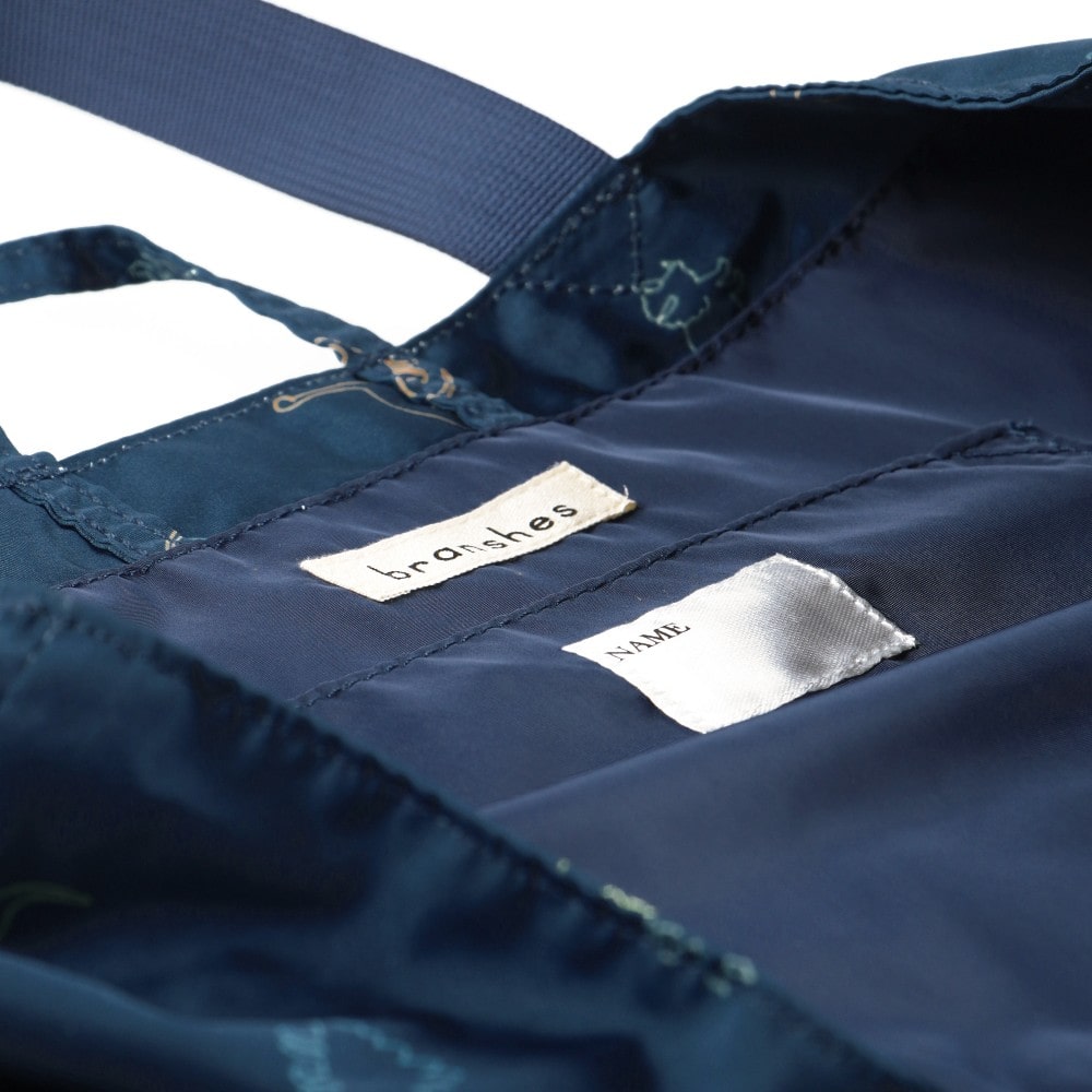 ネイビーブルー